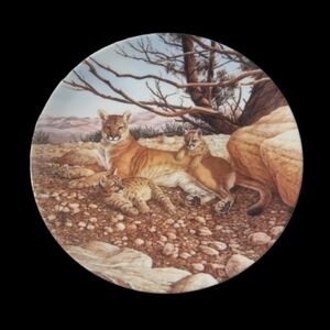 "The Cougar" Collectible Plate by Lee Cable Vinrage 1989
